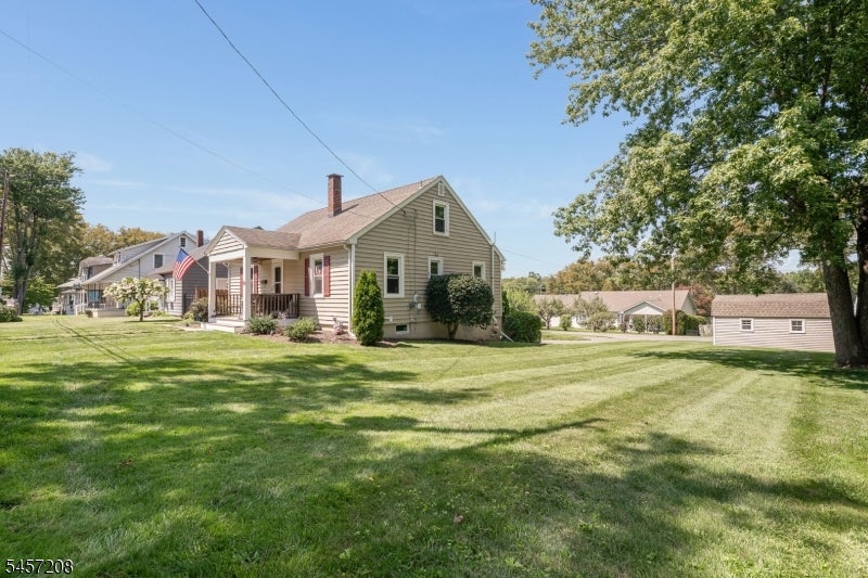 31 Victory Ave