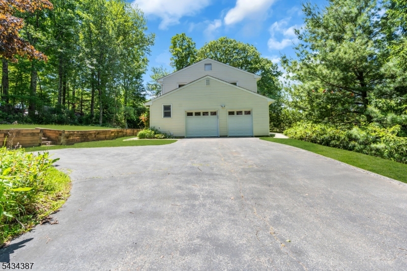 132 Rolling Ridge Rd