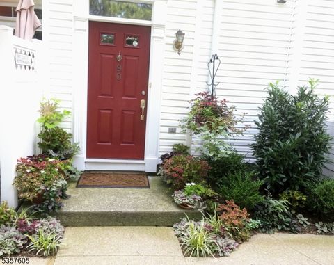 90 Hancock Dr Morris Twp. NJ 07960
