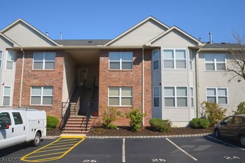 13 Gracie Rd East Hanover Twp. NJ 07936