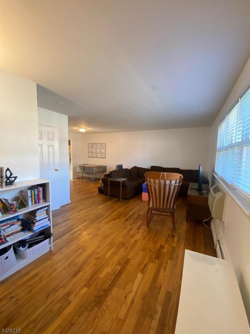 45 Wilfred St 9