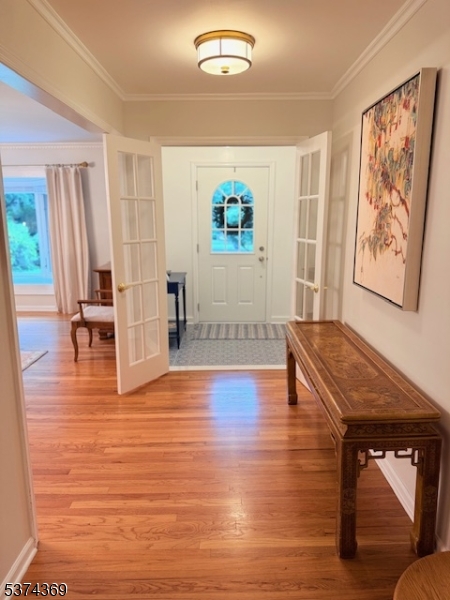 301 Meetinghouse Ln