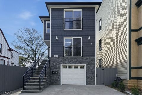 134 Shepard Ave East Orange City NJ 07018