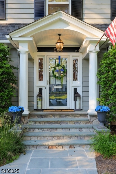 564 Highland Ave