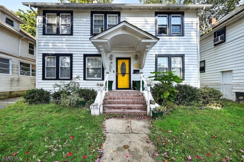 18 Randolph Rd