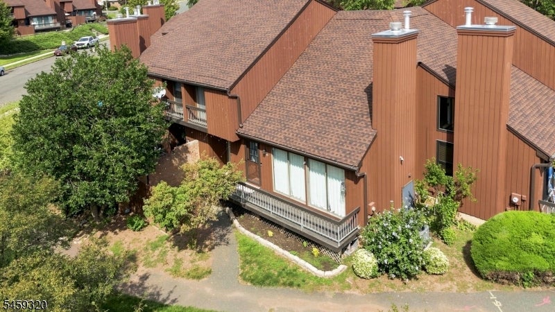 25 Bloomingdale Dr 2C