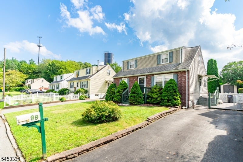 99 Mountain Rd