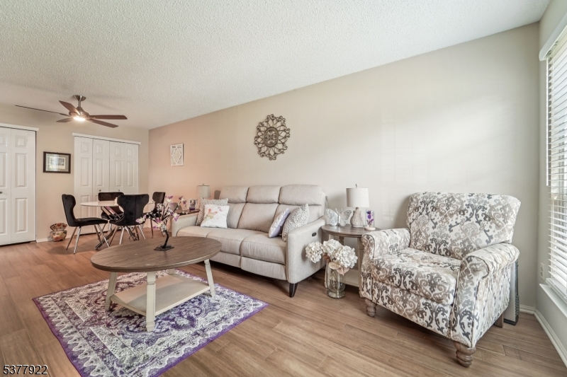 1271 Heath Ct 1271