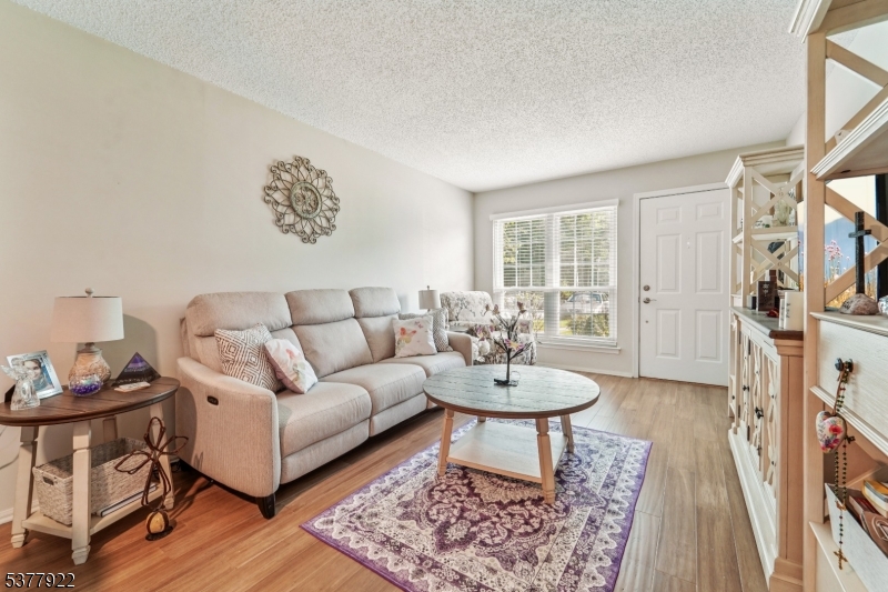 1271 Heath Ct 1271
