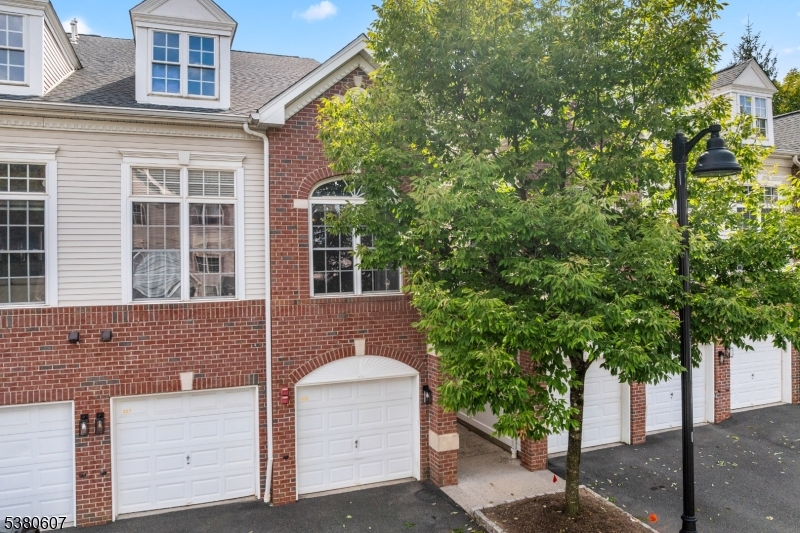 408 Donato Cir