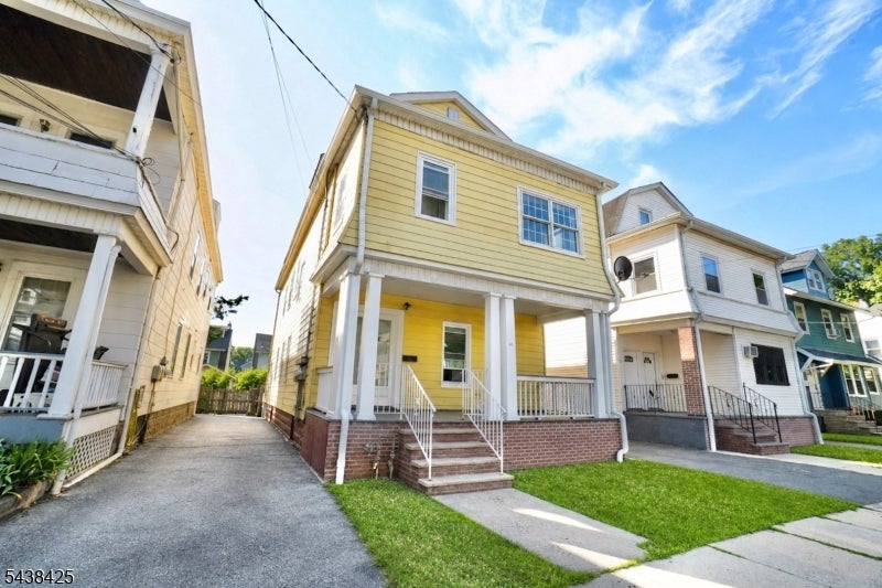 83 Berkeley Ave