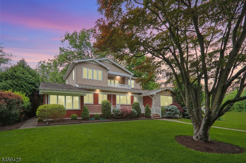 103 County Park Dr