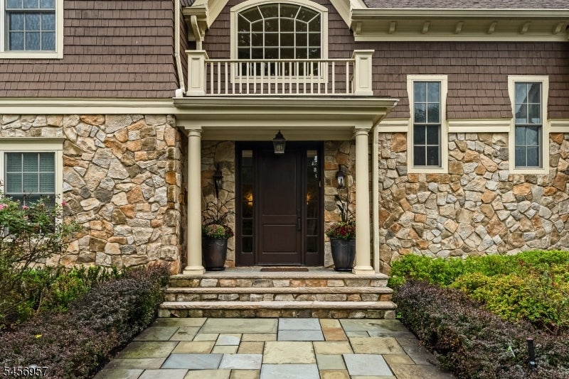 2 Hobson Drive