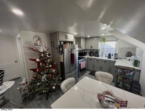 28 Linden Ave Kearny Town NJ 07032