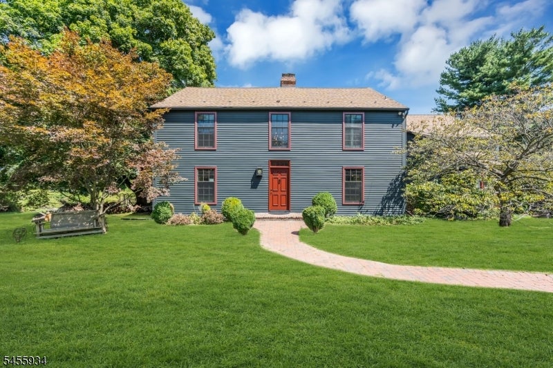 1 Spring Hill Rd
