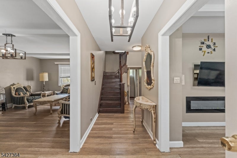 15 Putnam Pl