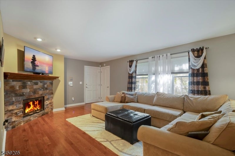 62 Falls Bridge Dr 62