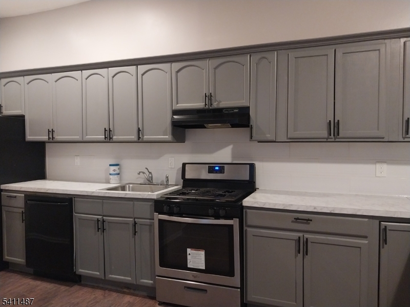 169 Mount Prospect Ave