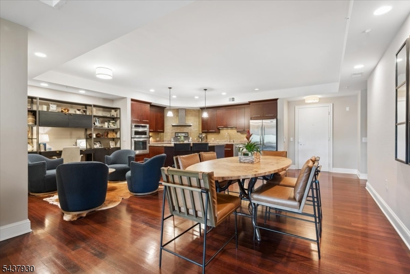 40 W Park Pl 513