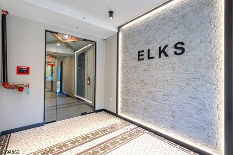 Photo of 75 South Main St, Phillipsburg, NJ 08865 (MLS # 3995796)