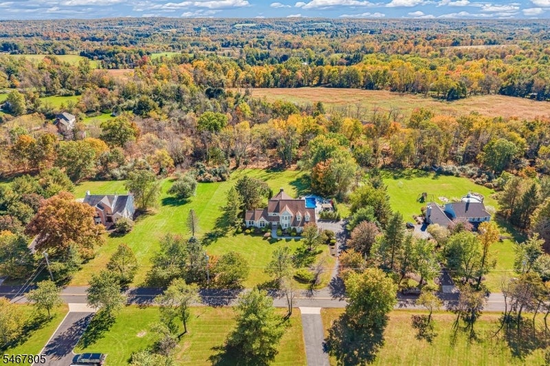 24 Lehigh Rd
