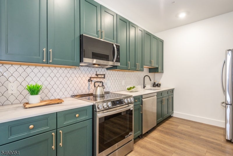 21 Lincoln Park 101