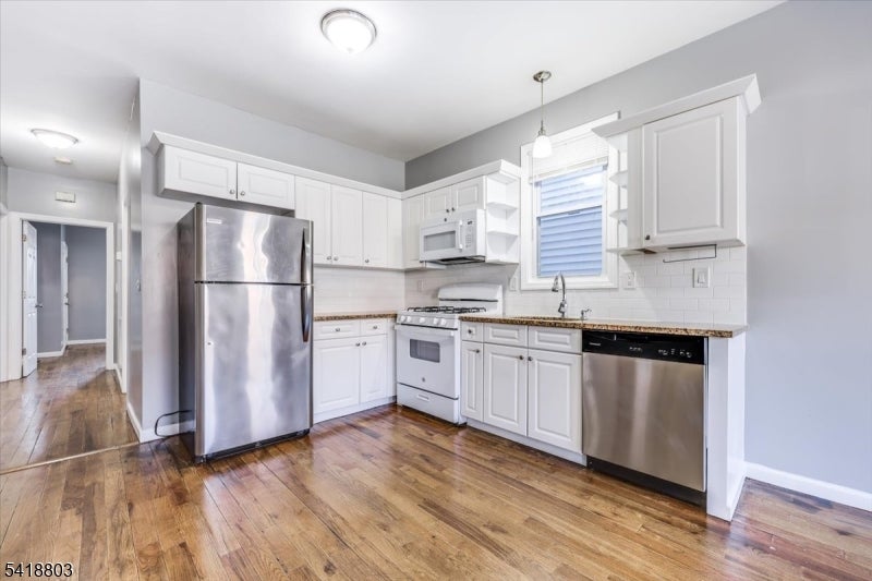 342 Sanford Ave