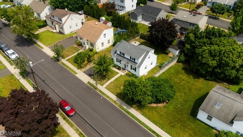 52 Knollwood Ter