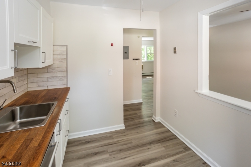 2467 State Route 10 1B