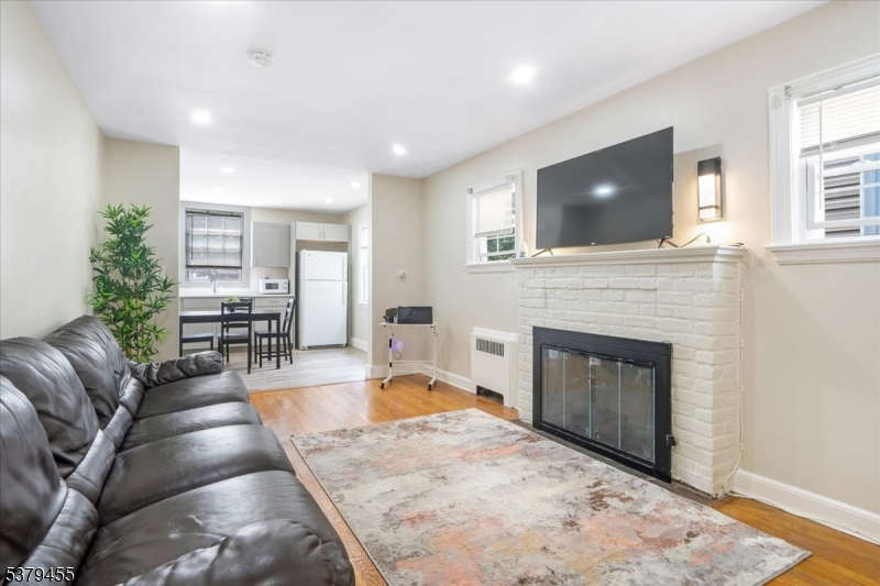 57 Rosehill Pl