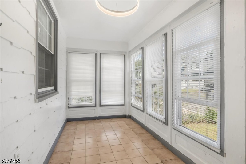 57 Rosehill Pl