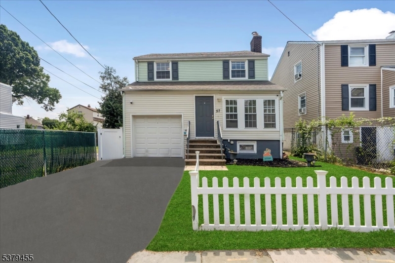 57 Rosehill Pl