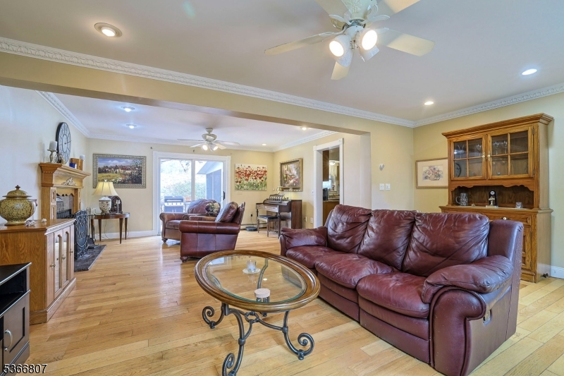 4 Panorama Dr