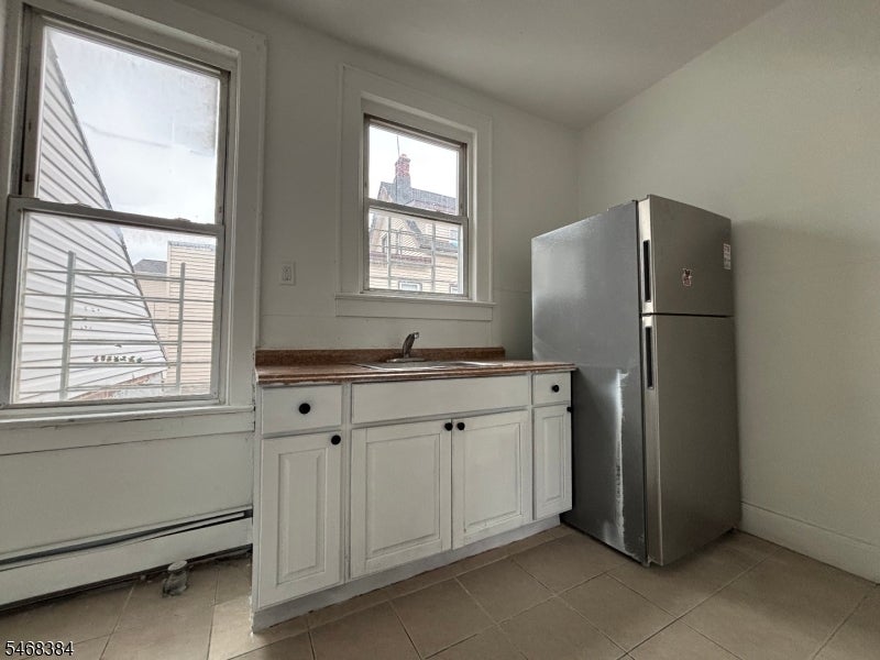 60 4Th St 2
