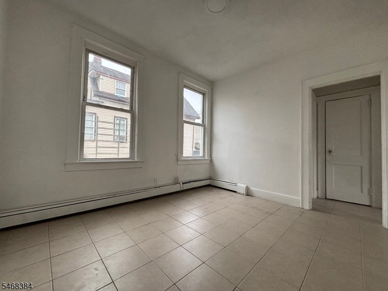 60 4Th St 2