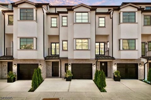 6 Harbor Front Ter 6 Elizabeth City NJ 07206