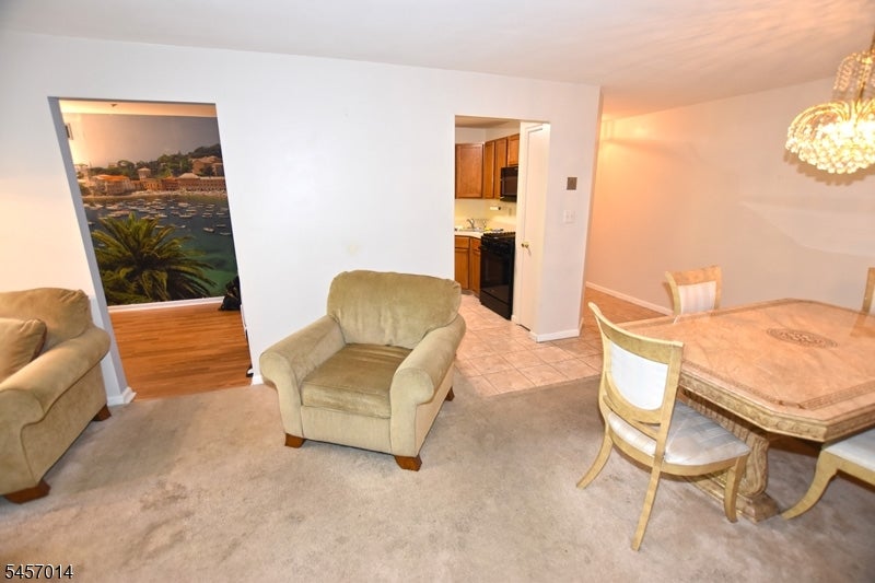 24 Spruce Ter