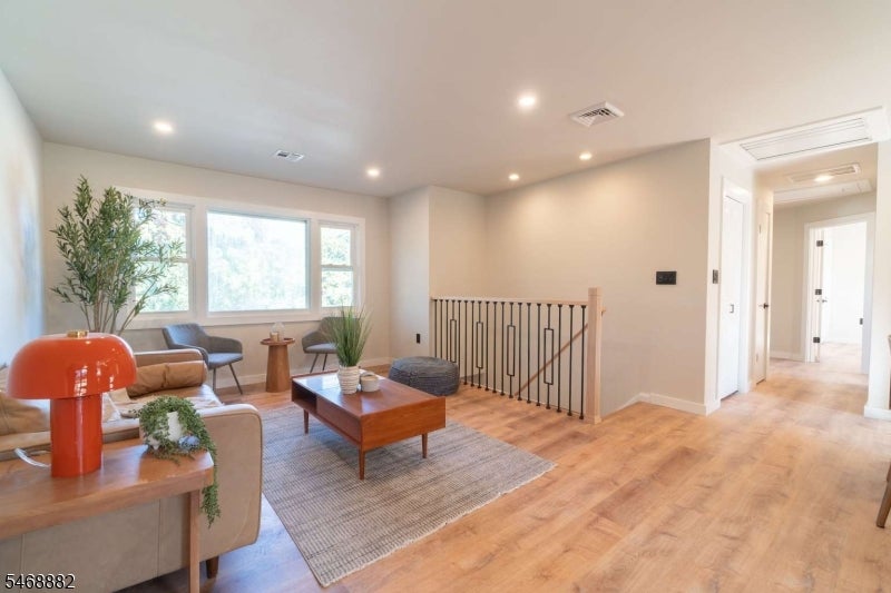 102 Brooklyn Mountain Rd