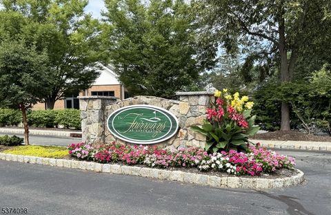 98 Winged Foot Dr Livingston Twp. NJ 07039