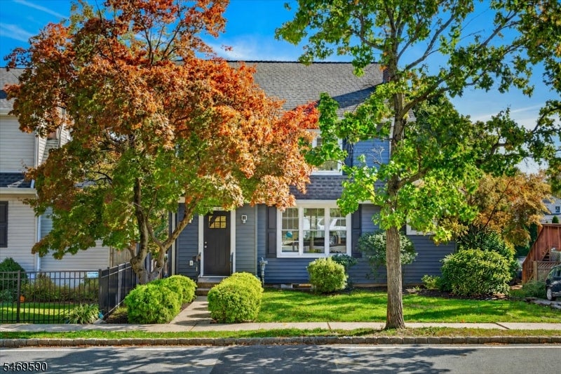 14 Park Ave