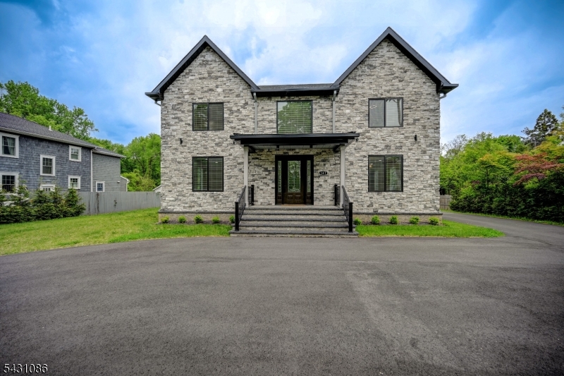 147 Carter Rd