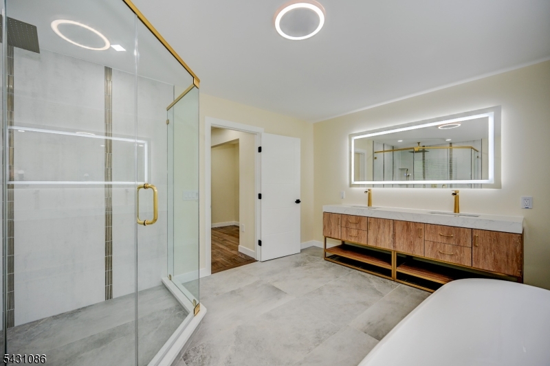 147 Carter Rd