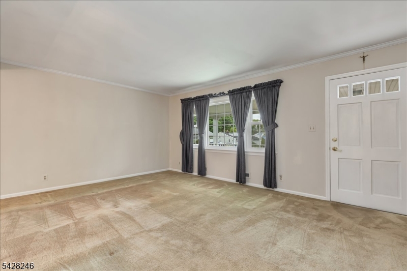 27 Fraley Dr
