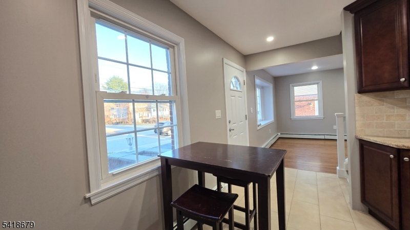 2-72 Saddle River Rd