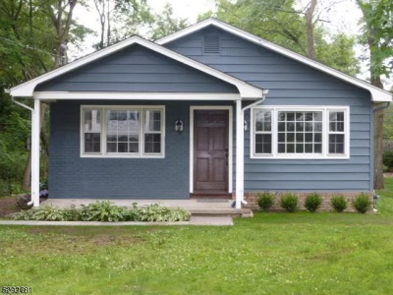 19 Hewetson Rd