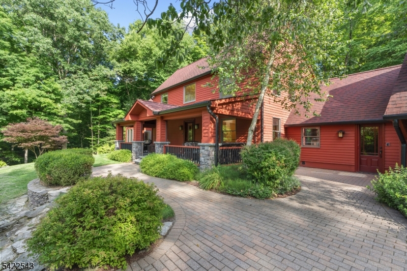 23 Edge Hill Rd