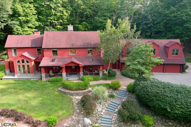 23 Edge Hill Rd