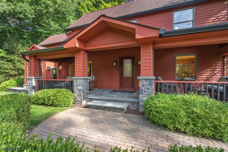 23 Edge Hill Rd