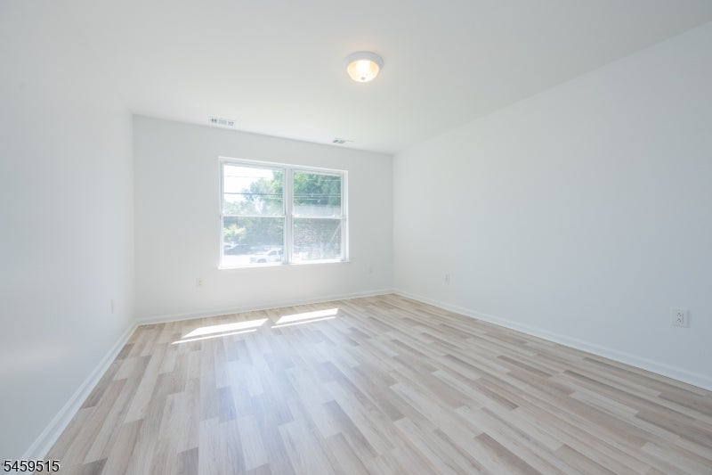 192 Indian Run Pkwy