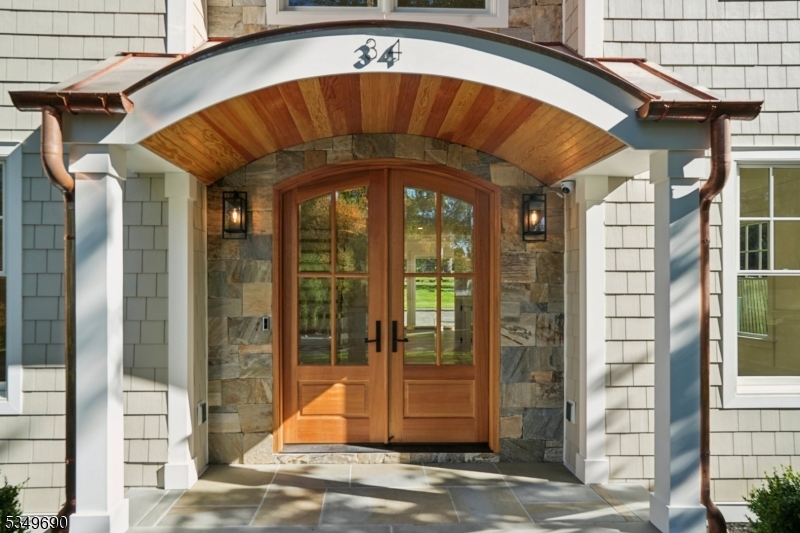 34 Rolling Hill Dr